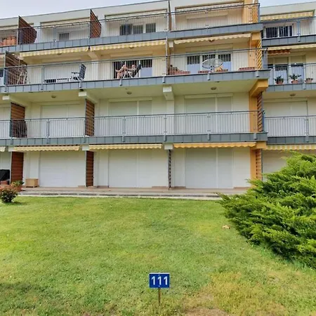 Igenyes 4 Fos Apartman Koezvetlen A Strandnal *